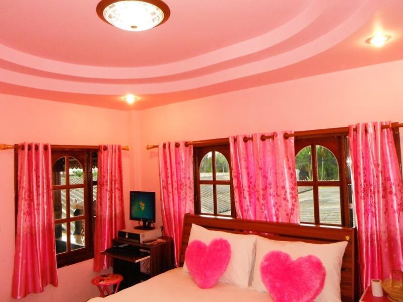Suksomjai Hotel Rayong Quarto foto