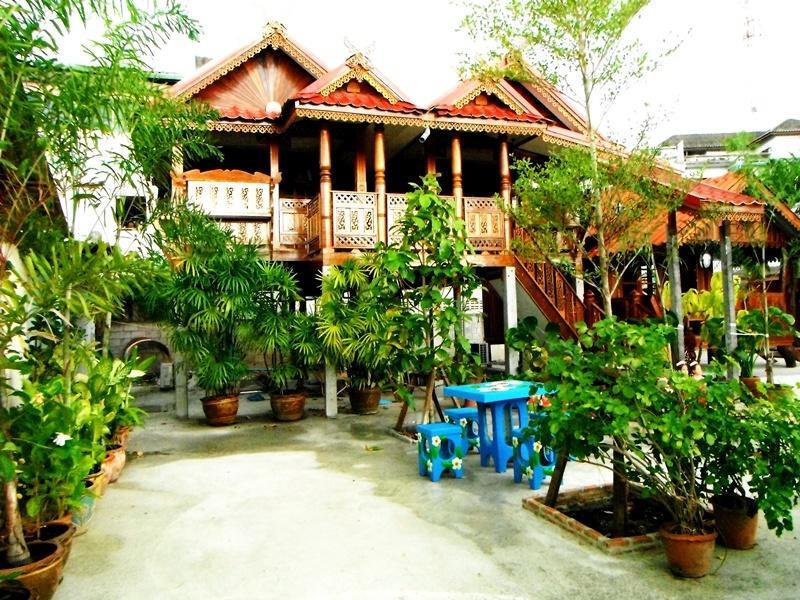 Suksomjai Hotel Rayong Quarto foto