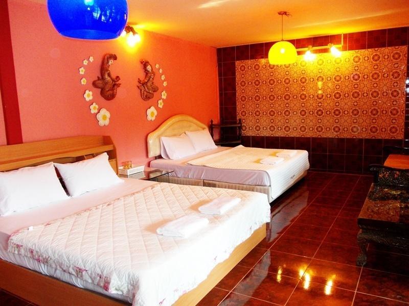 Suksomjai Hotel Rayong Quarto foto